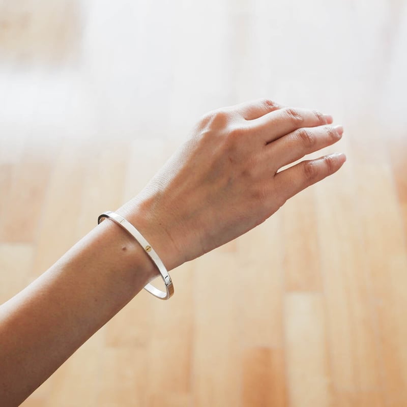 メキシコ製 1980年代 ヴィンテージ（女性向き）】シルバーバングル s7