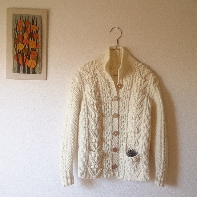 Ravelry: Aran Cardigan アランカーディガン pattern by Mariko Mikuni