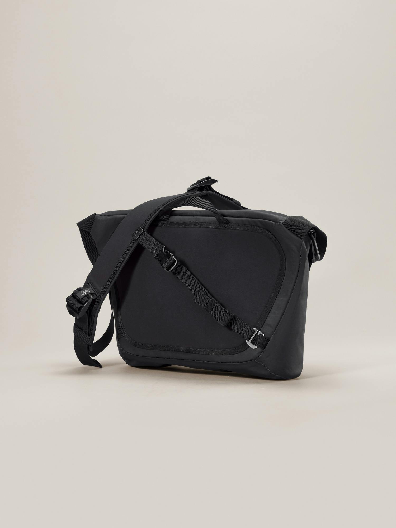 Granville 10 Courier Bag | Arc'teryx United States