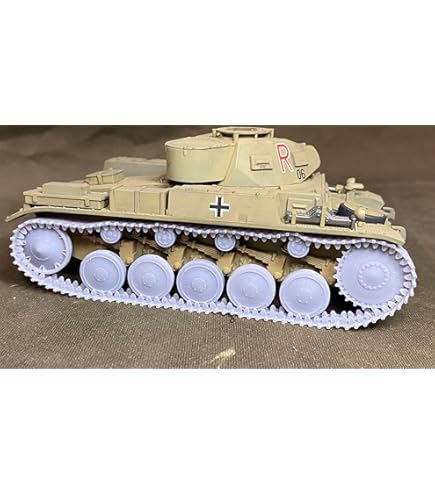 Amazon.co.jp: モデルカステン(Model Kasten) 1/35 II号戦車/ヴェスペ