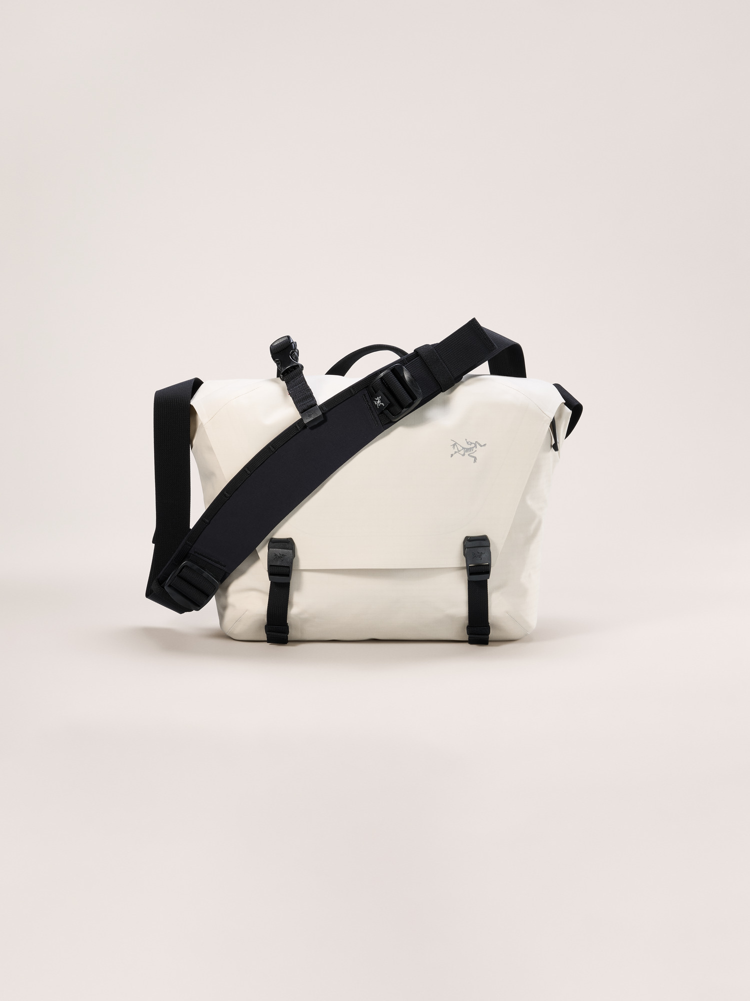 Granville 10 Courier Bag | Arc'teryx United States