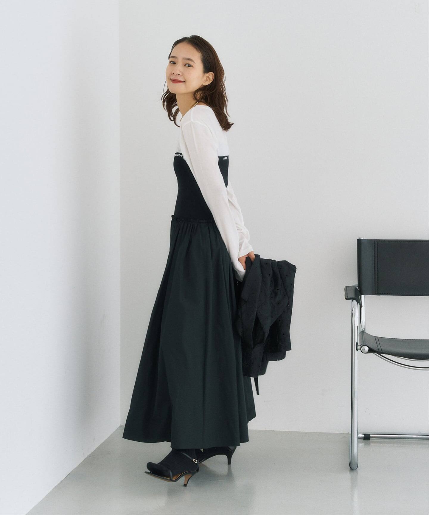 タフタウエストリブスカート（ロング・マキシ丈スカート）｜HARDY NOIR