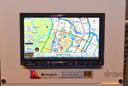 小林可夢偉も驚きの美しい画面。楽ナビがサイバーナビを超えた