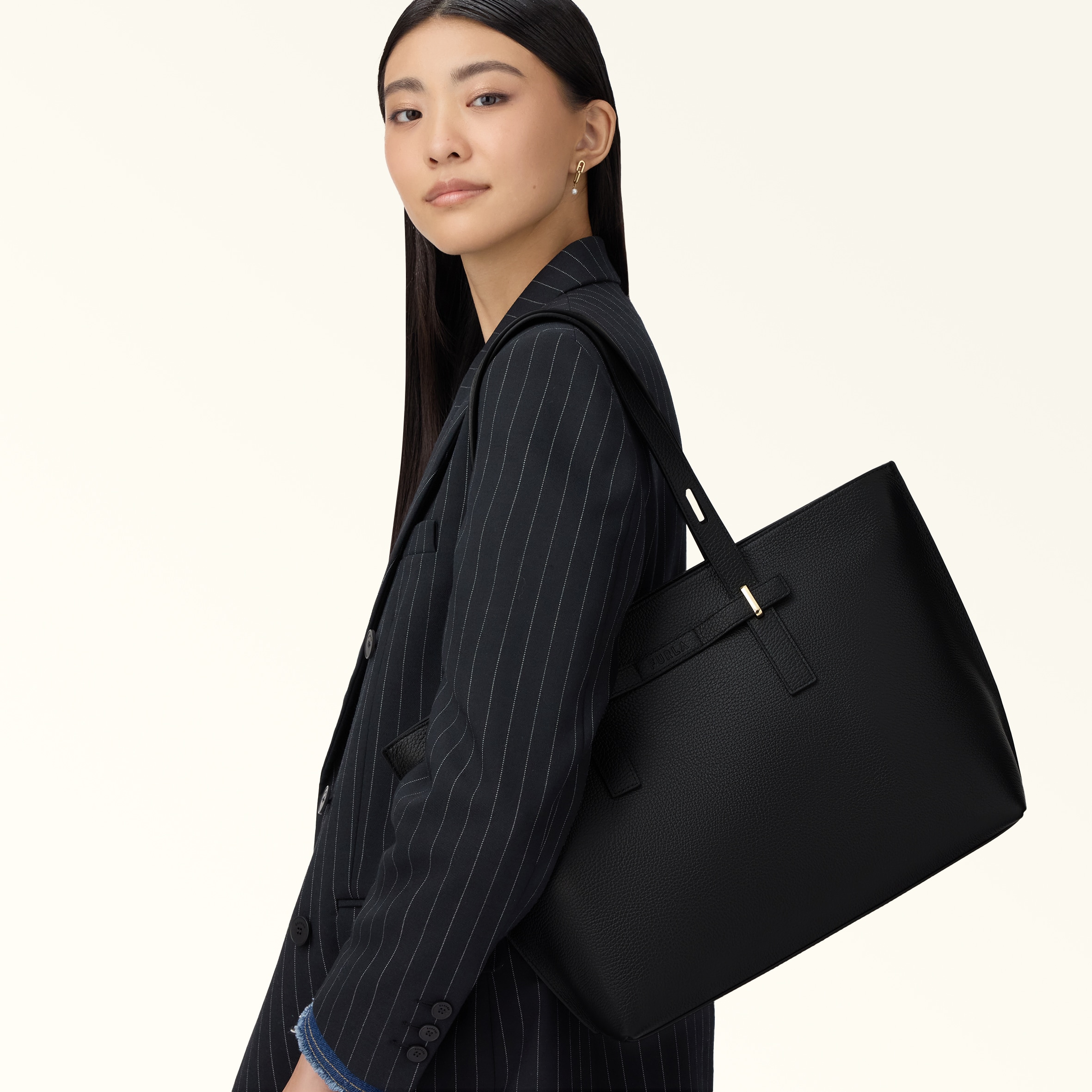 トートバッグ L NERO Furla Giove | Furla JP