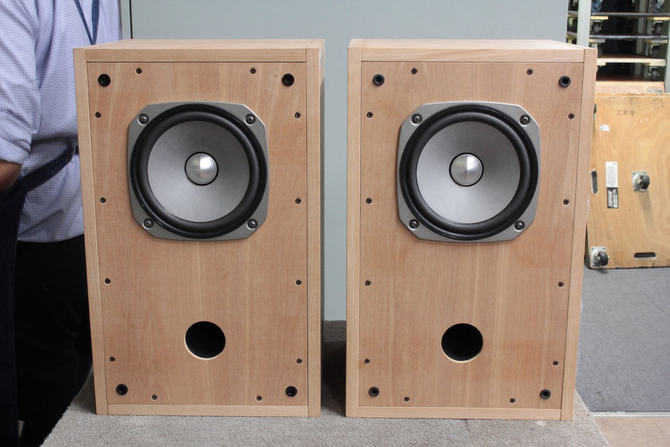 FF165WK+自作エンクロージャー FOSTEX - 中古オーディオ 高価買取