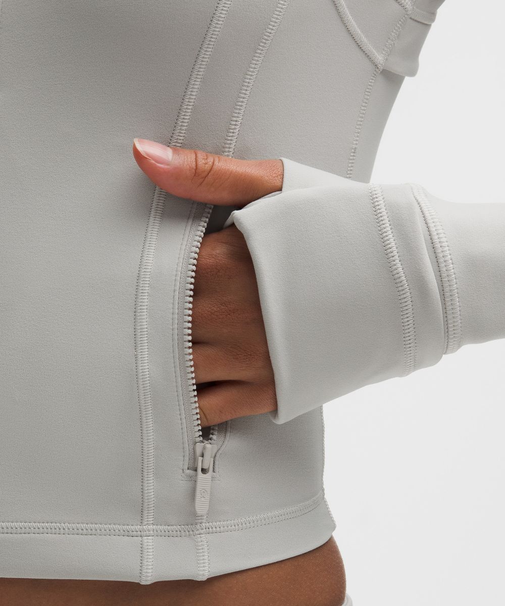 d.i.a. フード付きクロップジャケット ラベンダー Define フード付き