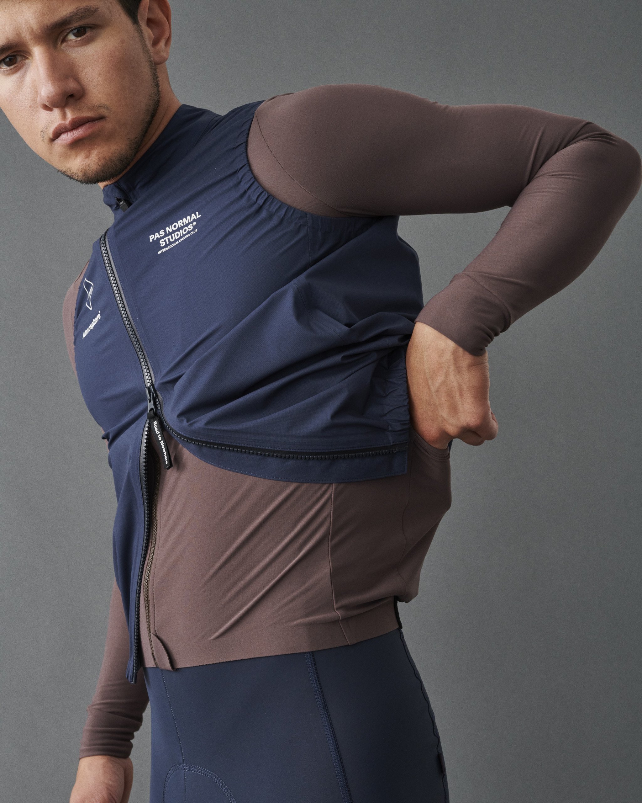 T.K.O Rain Gilet - Navy — Maglia Rosa