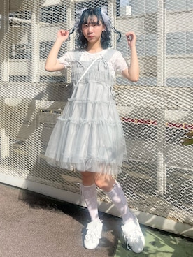 チュールコルセットミニワンピースを使った人気ファッション