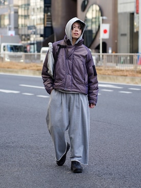 AIVER イリディセントショートモンスターブルゾンを使った人気