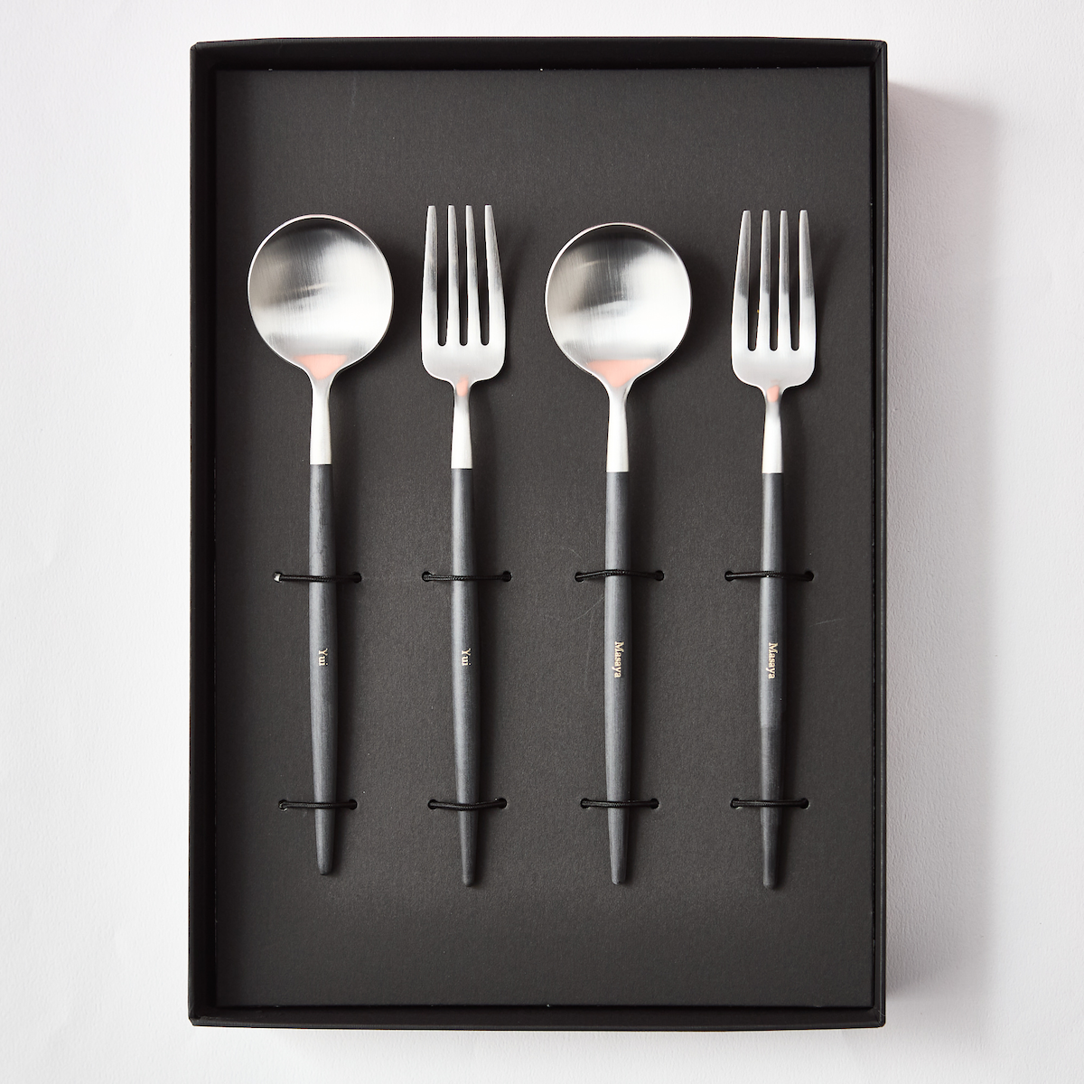 名入れ】クチポール ゴアブラック×シルバー デザートペア4本セット