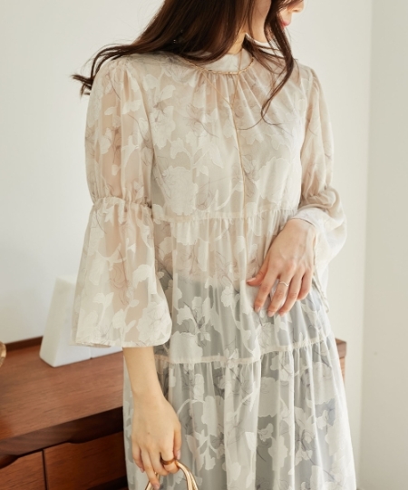 フラワープリントジャカードワンピース/MAJESTIC LEGON
