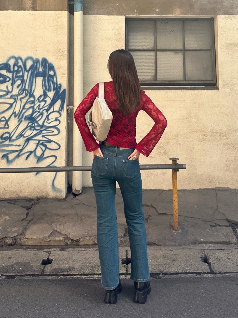 刺繍入り フレアデニムパンツ | NANA | TINA：JOJUN | ルクア大阪