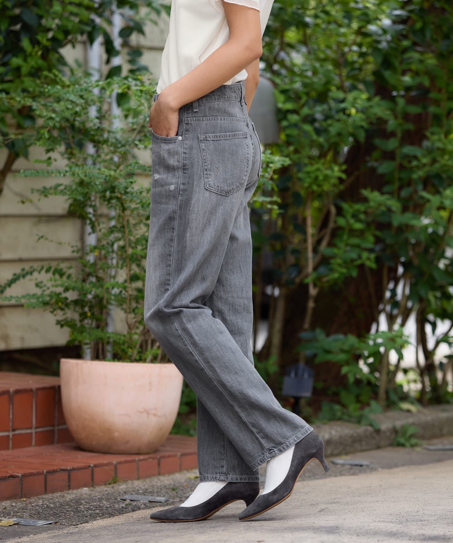 ウォッシュドグレーストレートデニム【EDWIN】【35th】|キャラ・オ