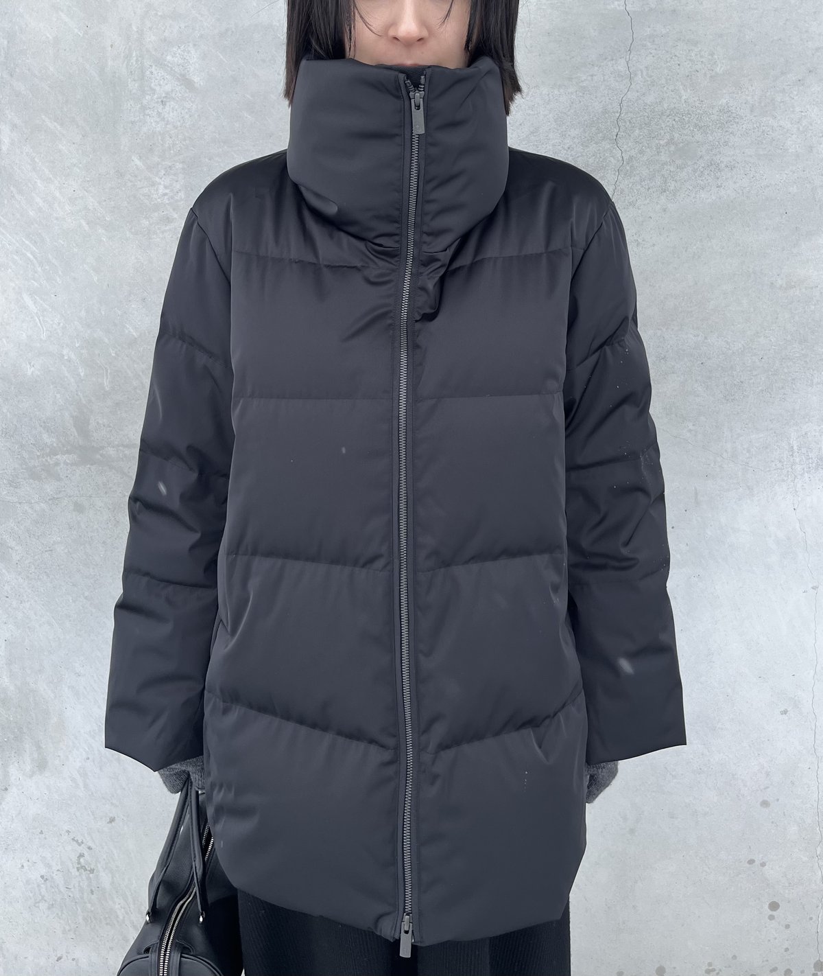 ユニクロ +J】の名品ダウンが復刻！ 冬を軽やかに乗り切る、買って大