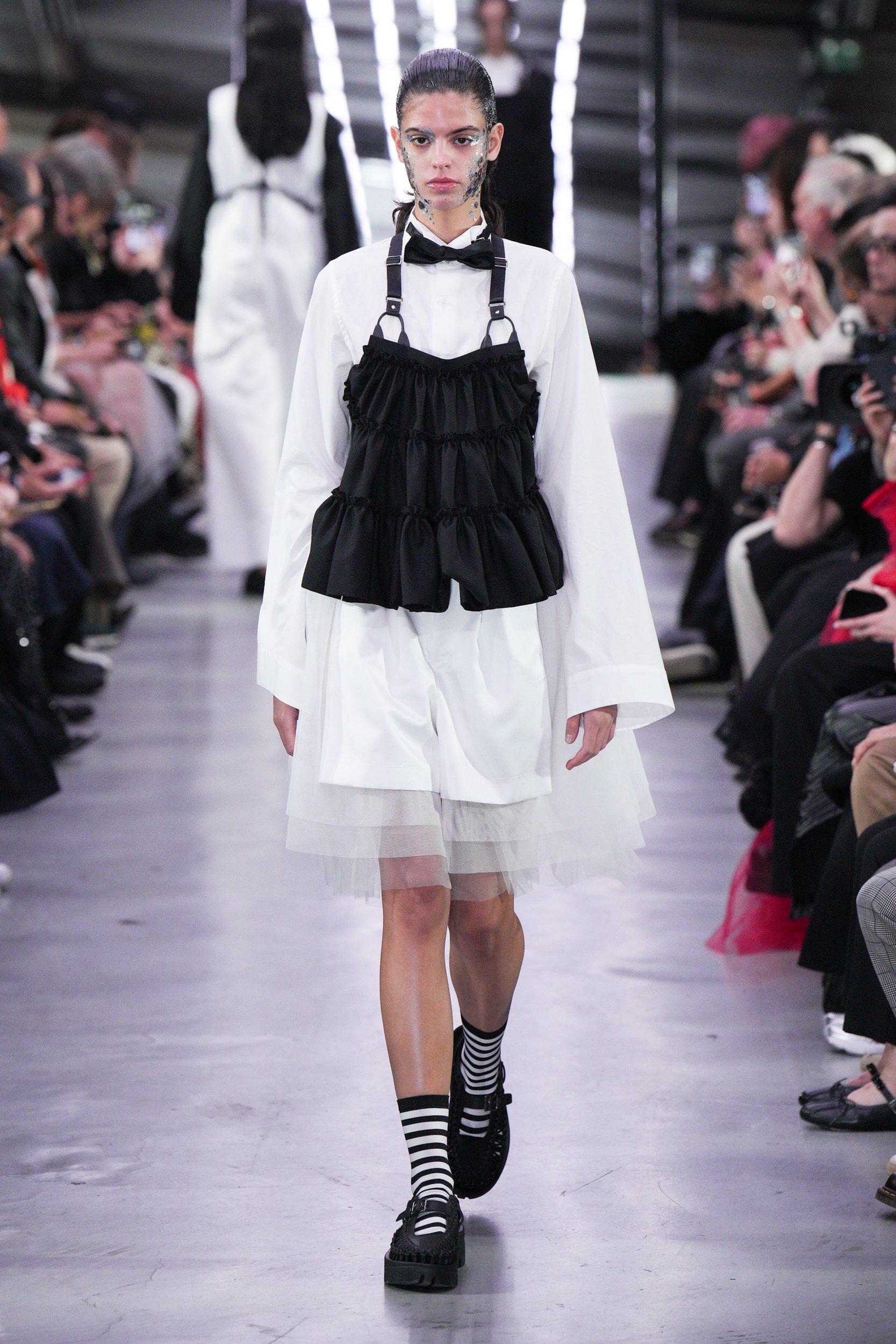 ノワール ケイ ニノミヤ(NOIR KEI NINOMIYA) - 2024年春夏コレクション