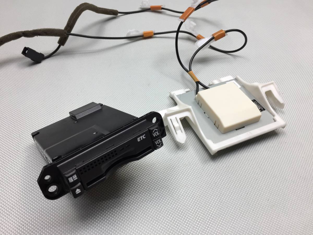 新品 純正 トヨタ レクサス ETC 2.0 ビルトイン 08685-00710 トヨタ