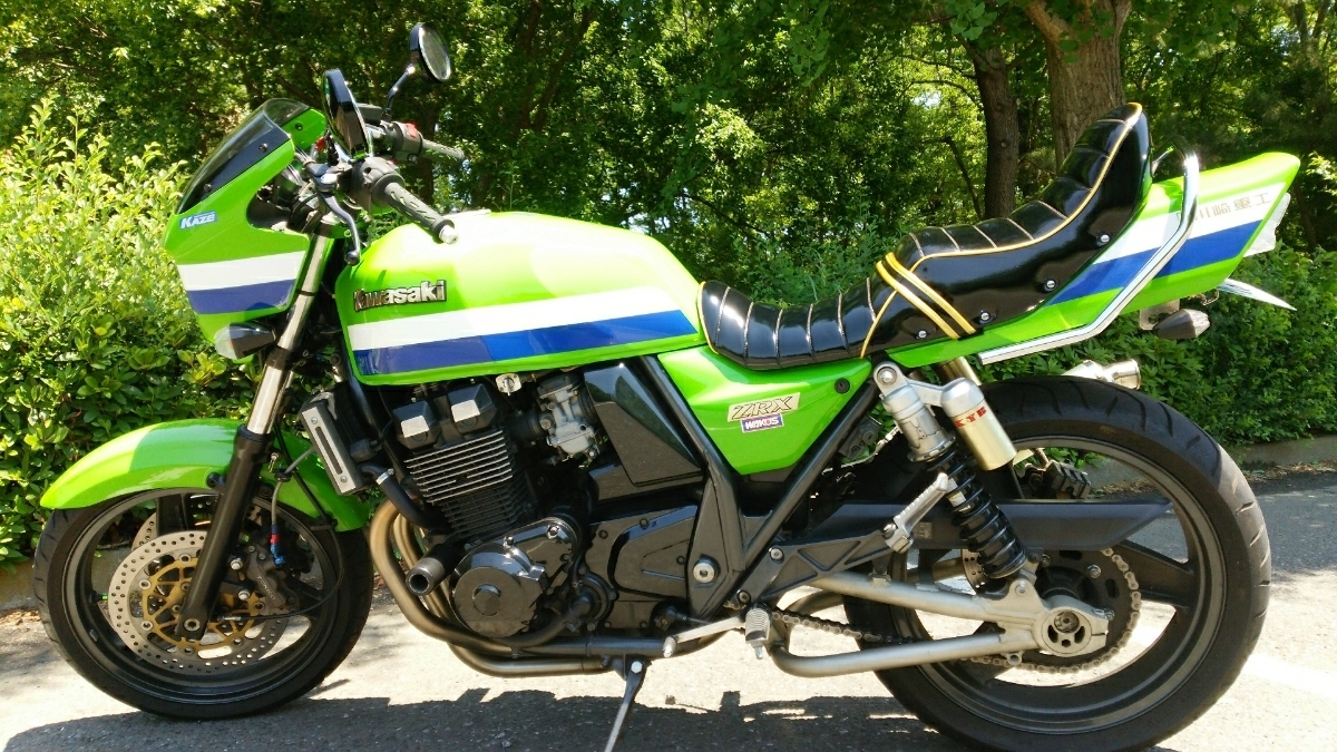 ZRX 三段シート 黒 中古美品 カワサキ 2026年最新zrx4 三段シート