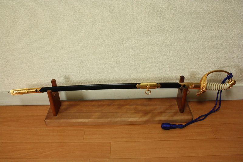 防衛大学校指揮刀？ 儀礼長剣 模造刀 サーベル 軍刀 防衛大学校指揮刀