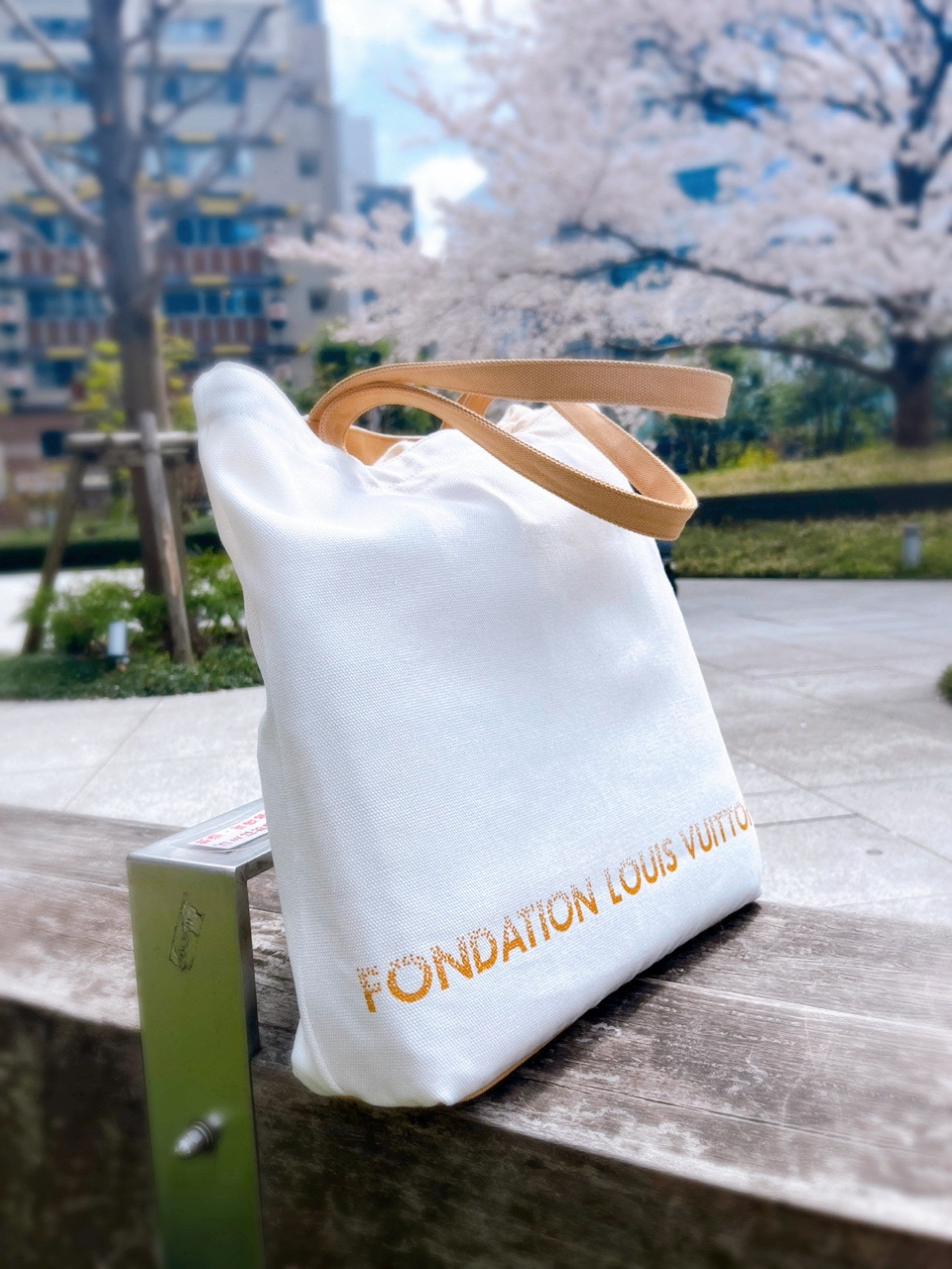 気がついたら使ってる…「ルイ・ヴィトンのエコバッグ」が軽くて