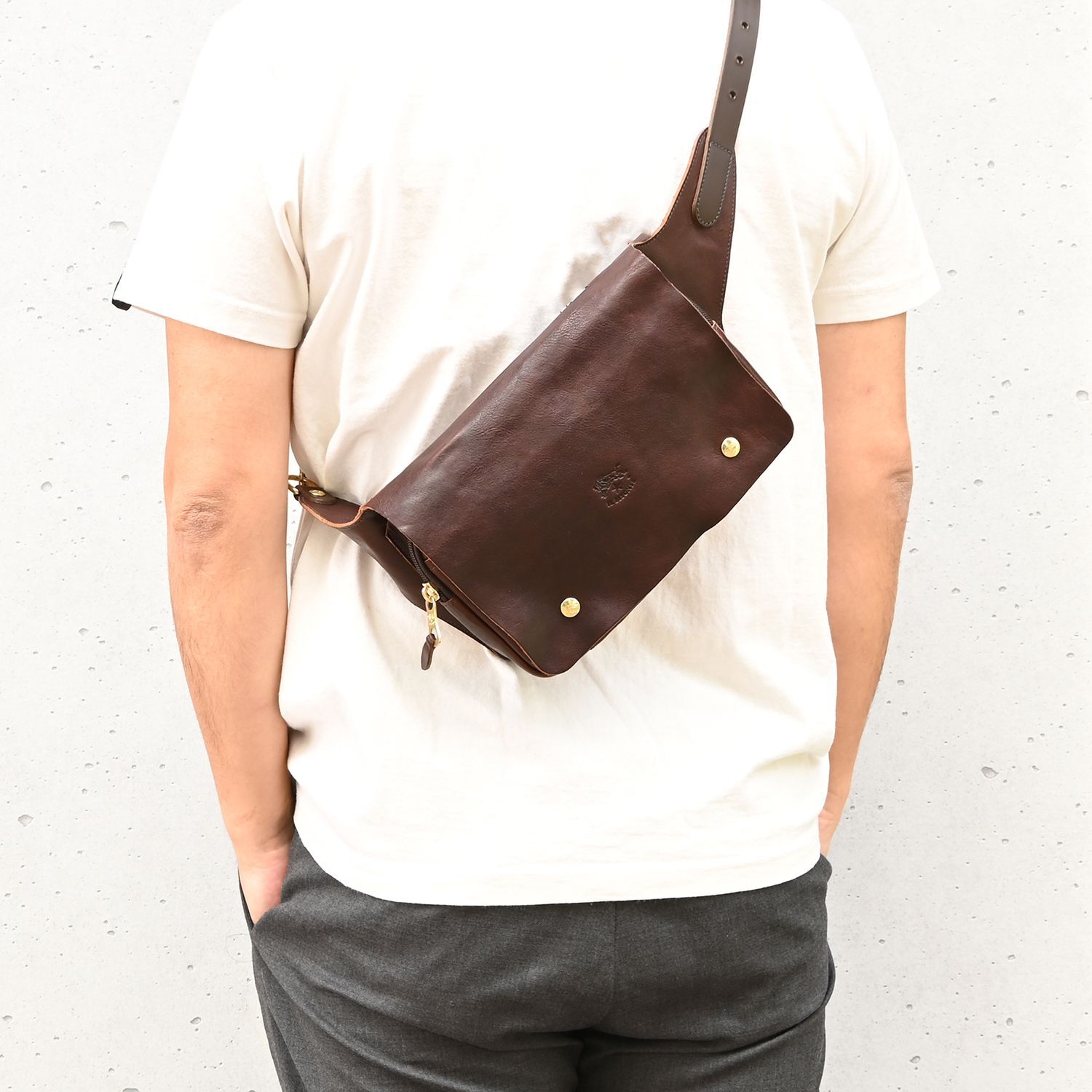 美品✨イルビゾンテ バムバック ボディバッグ レザー ブラウン