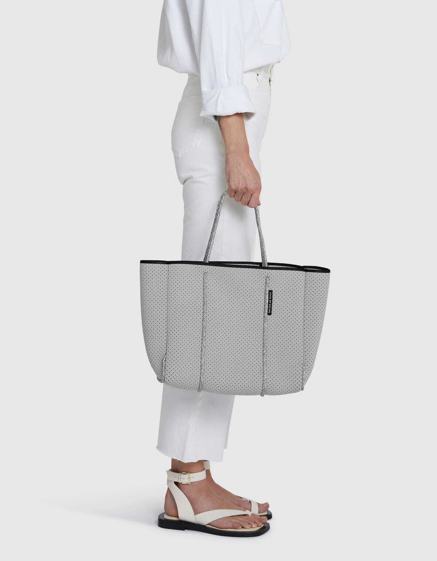 送料無料 】バッグインバッグ ステイトオブエスケープ State of Escape