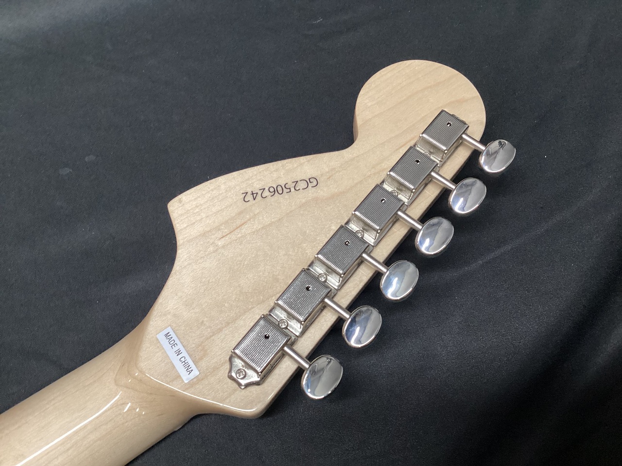 GrassRoots G-ST-SC/M/VW (グラスルーツ スキャロップ指板 )（新品