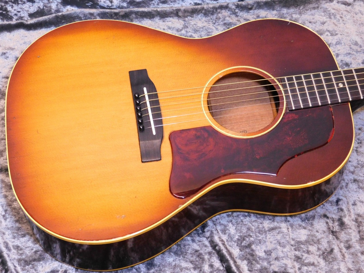 Gibson LG-1 '64（ビンテージ）【楽器検索デジマート】