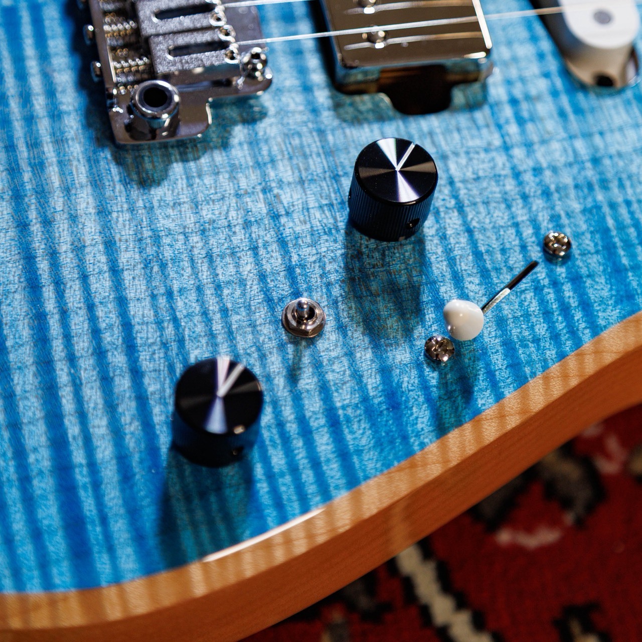 エレキギター メタル系 SSH 24フレット l Ds エレキギター メタル系