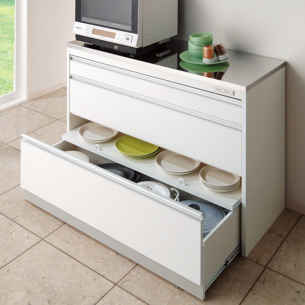 収納物を考えたキッチンカウンター ロータイプ（高さ85cm） 幅117.5cm