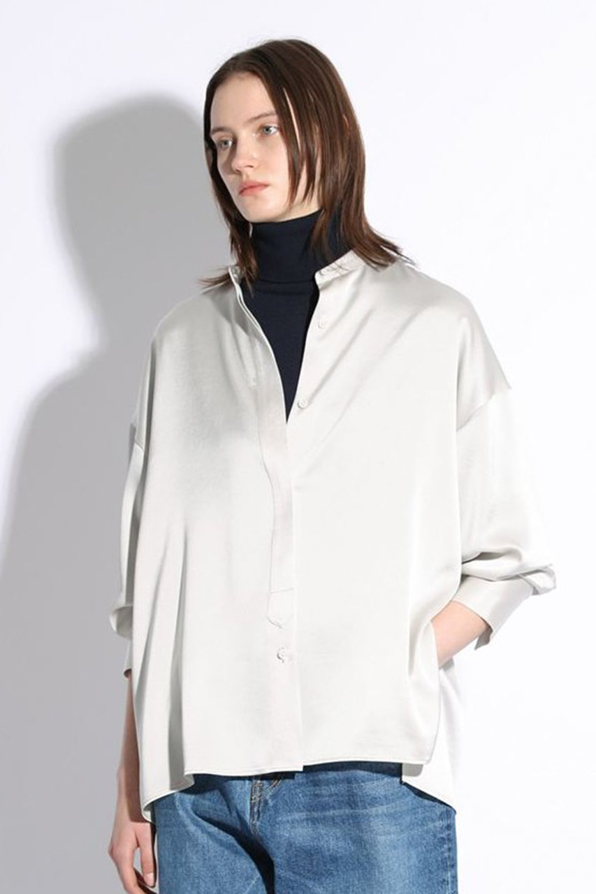 白ブラウス SACRA サイズ38 SACRA(サクラ)｜トリアセサテンブラウス