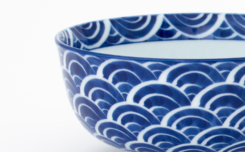 源右衛門窯】有田焼／染付波文麺鉢と墨弾き波文麺鉢 - 佐賀県NPO支援