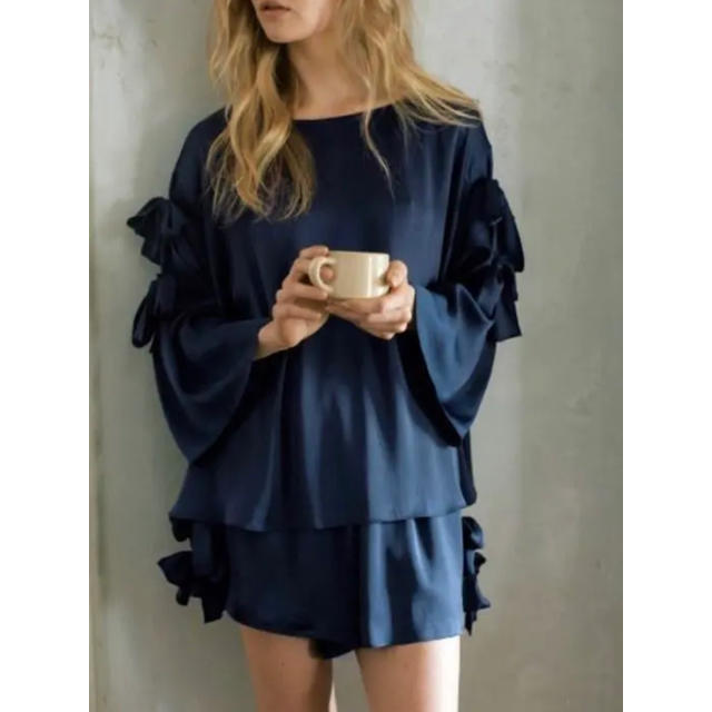 リボンプルオーバー&ショートパンツセット オフホワイト ジェラート