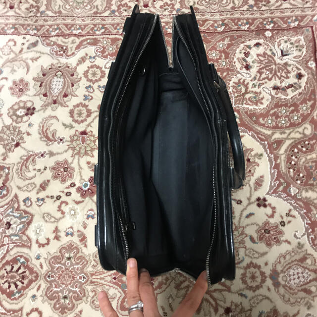 LOUIS VUITTON - ルイヴィトン エピ ビジネスバッグの通販 by コウ