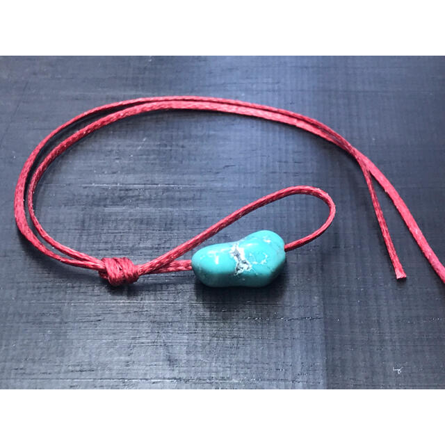 YURULI - Ya-ji ヤージ ターコイズピアス 赤ワックスコード YAJI