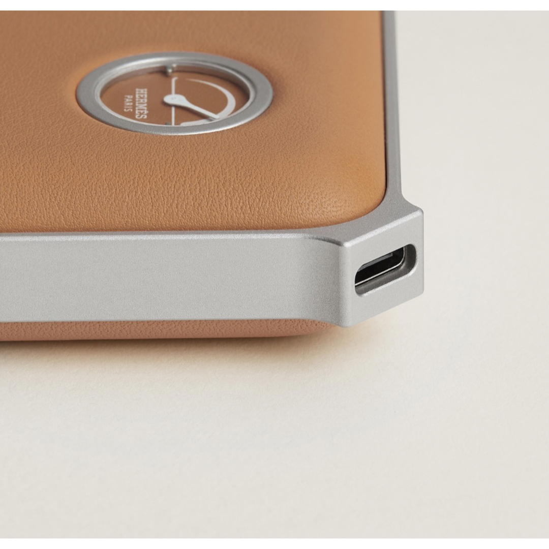 HERMES - ＼Snow Man深澤辰哉愛用／エルメス モバイルバッテリー