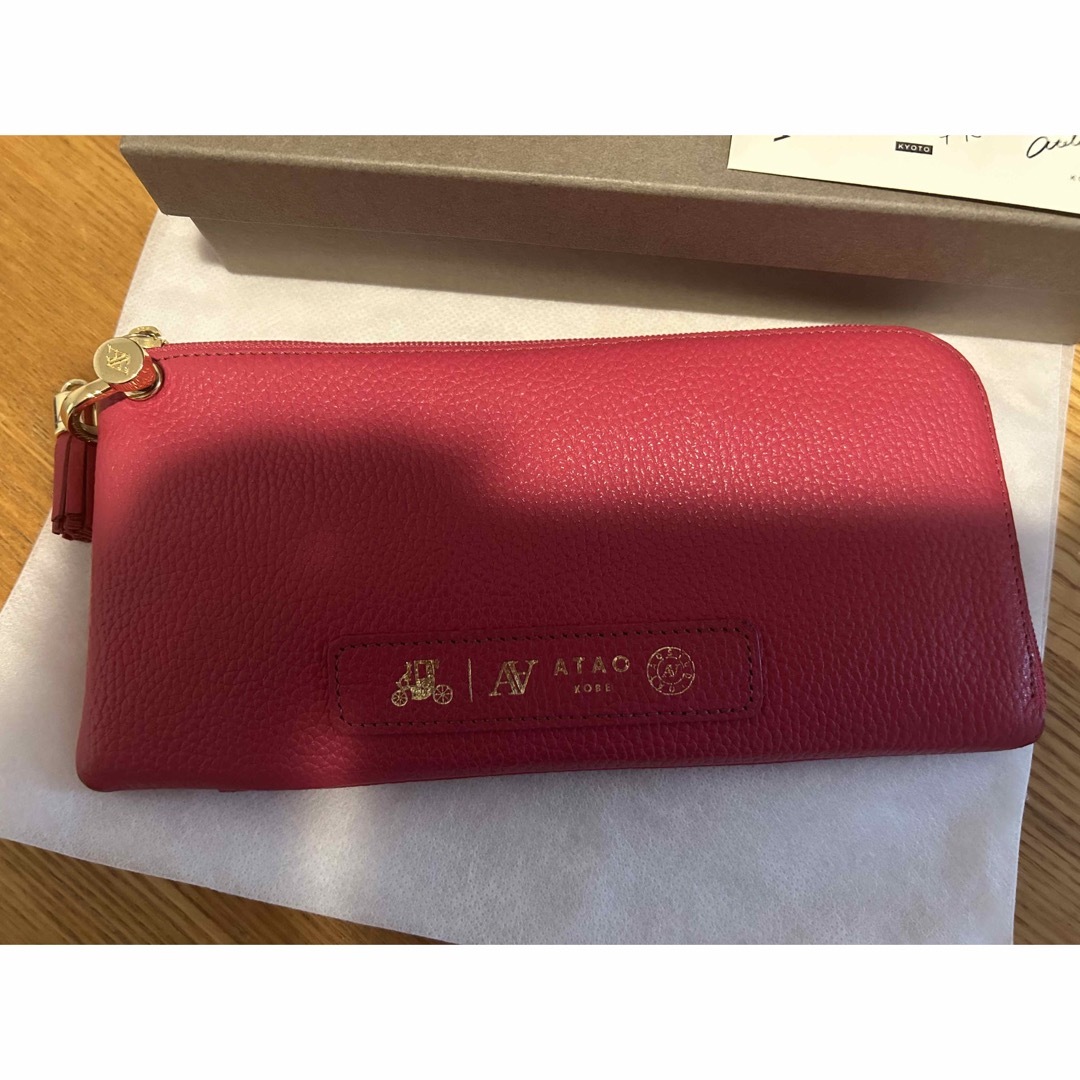 ATAO - アタオ☆ATAO☆お財布ショルダー☆バティ☆マゼンタ 中古品の