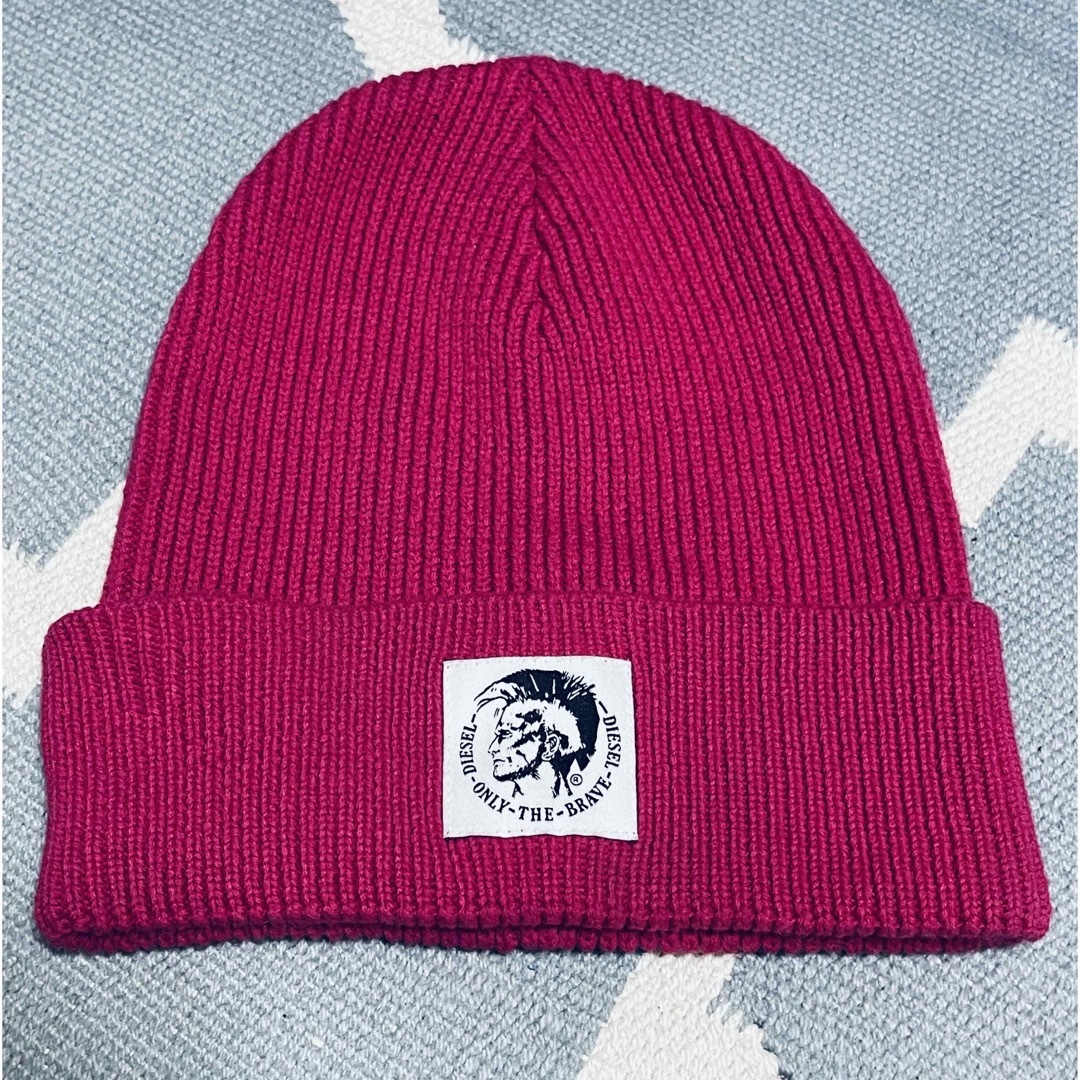 DIESEL - ほぼ未使用 ディーゼル ニット帽 ロゴ ピンクの通販 by til