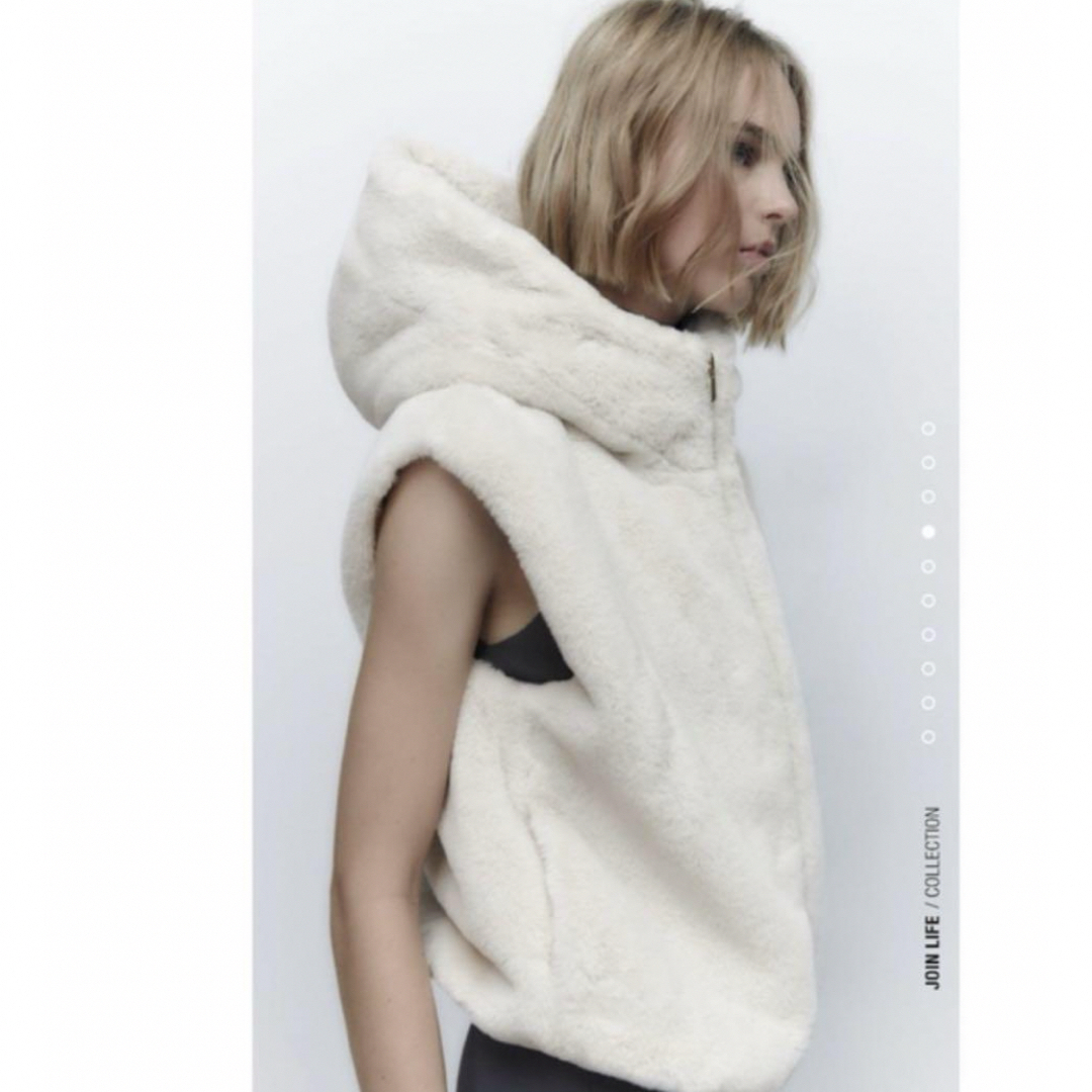 ZARA - フード付 フェイクファーベストの通販 by 断捨離中!! shop