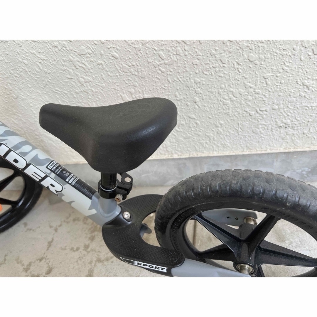 限定カラー】ストライダー 限定色の通販 by 断捨離中です｜ラクマ