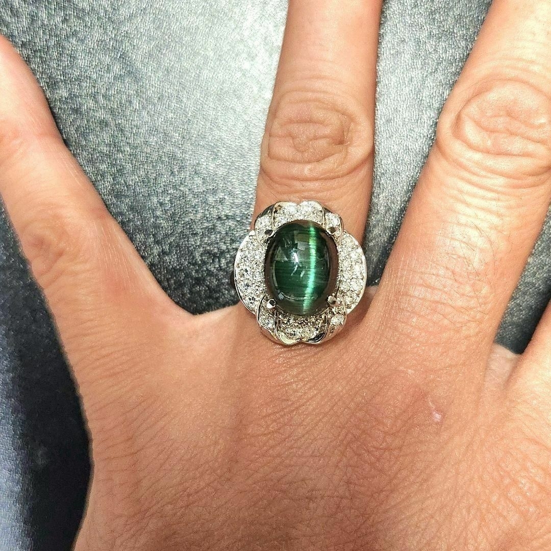 激レア‼️ 超大粒 くっきり猫目 グリーントルマリンキャッツアイ 千本