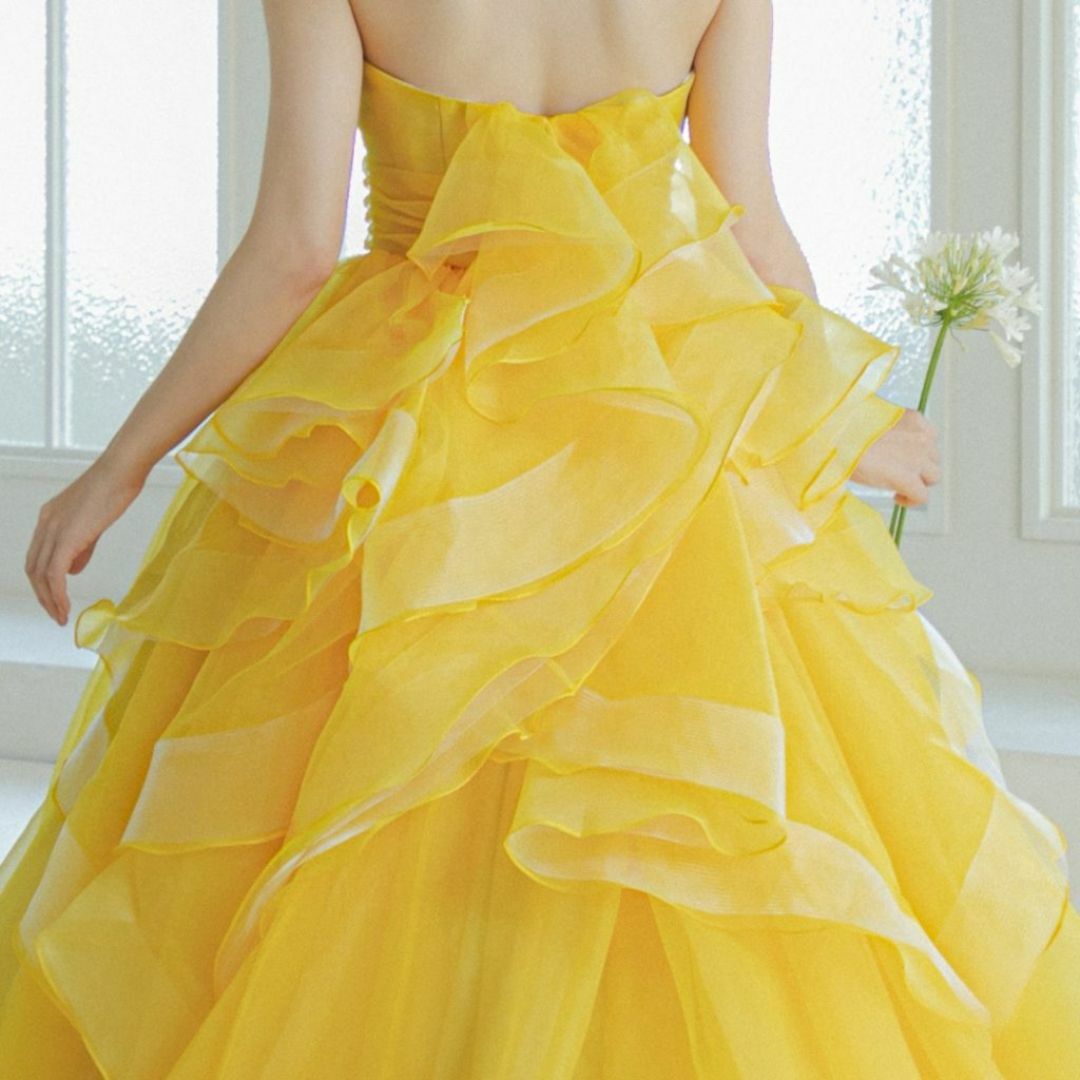 上品！イエロー カラードレス ベアトップ Aライン ラッフルフリル