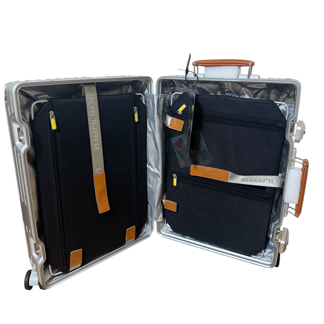 innovator - イノベータースーツケース INV1811 Sterling Silver 36Lの