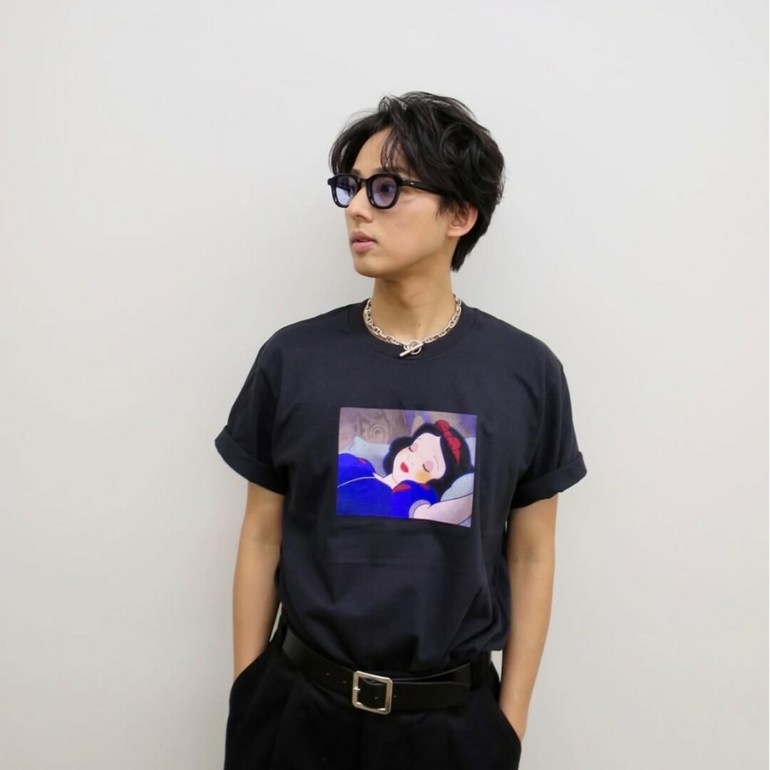 Supreme - Supreme Snow White Tee 黒 M 白雪姫 Tシャツの通販 by