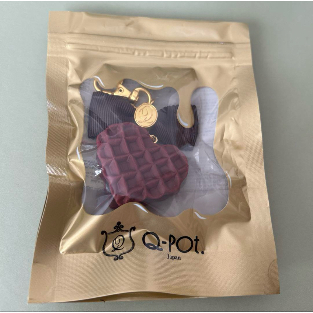 Q-pot. - 【新品】Q-pot ストロベリーワッフル バッグチャームの通販
