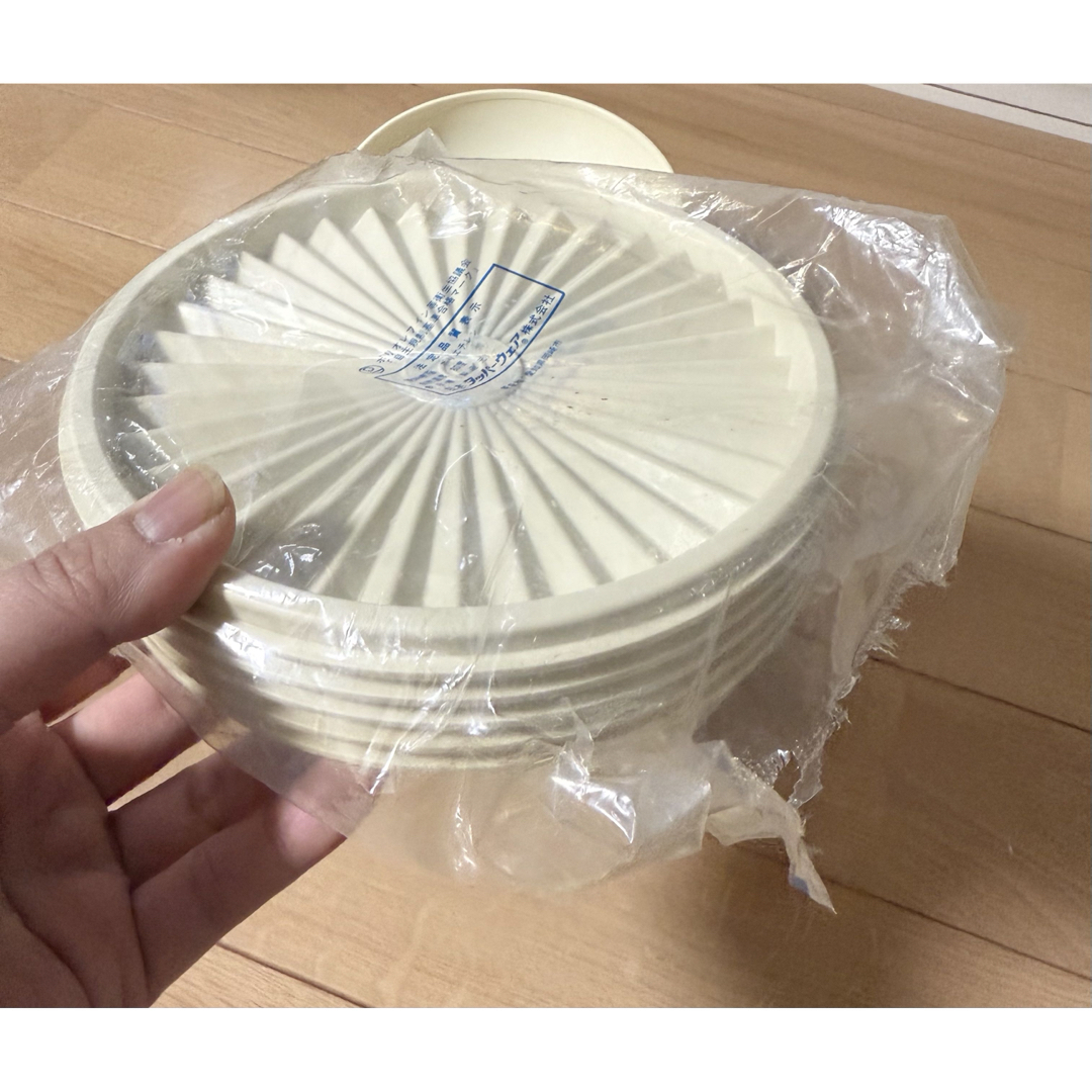 TupperwareBrands - 新品 タッパーウェア 6個セット ホワイトの通販 by
