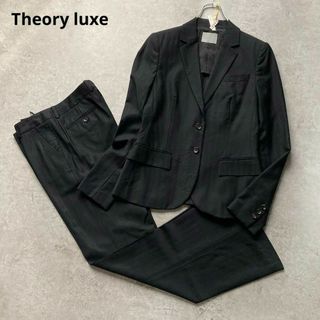 Theory luxe（スーツ）のフリマアイテム一覧