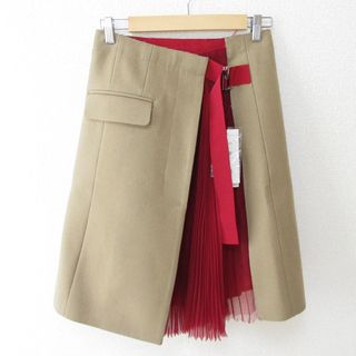 sacai（スカート ・ レッド/赤色系）のフリマアイテム一覧