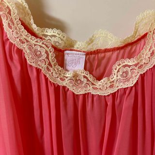 FIFI CHACHNILのフリマアイテム一覧