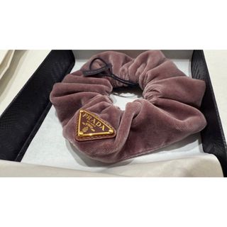 PRADA（ヘアゴム/シュシュ）のフリマアイテム一覧