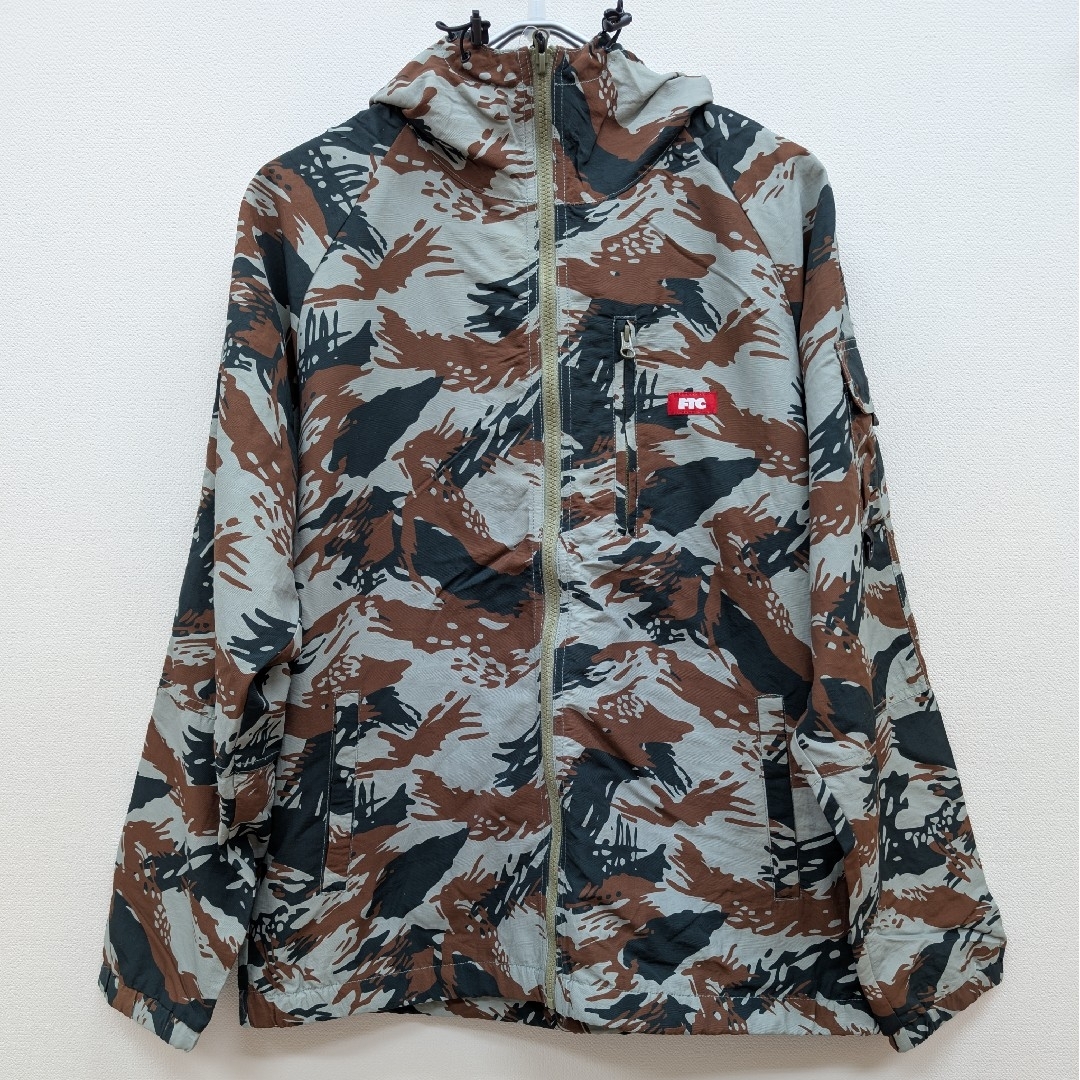 FTC - FTC UTILITY HOODED JACKET CAMO Lの通販 by 🍊｜エフティーシー